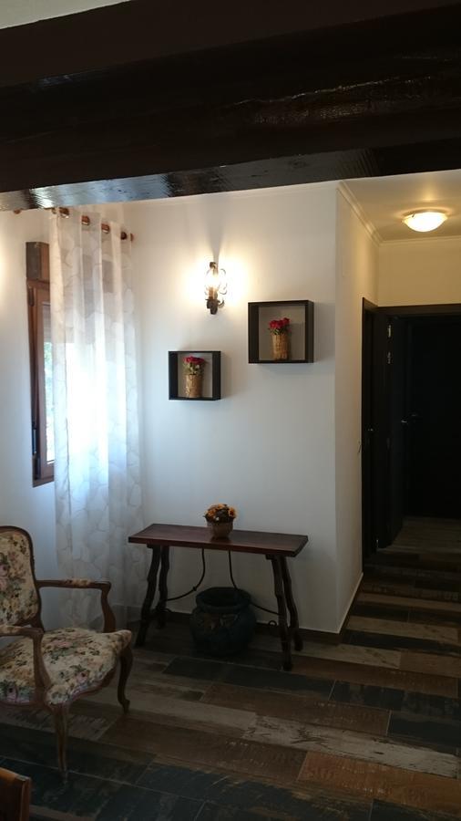 Villa Chabola دينايا المظهر الخارجي الصورة