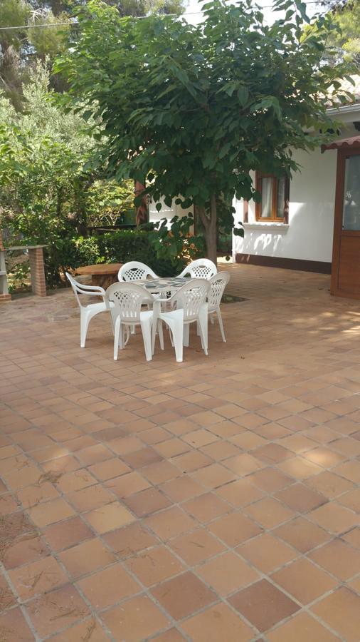 Villa Chabola دينايا المظهر الخارجي الصورة