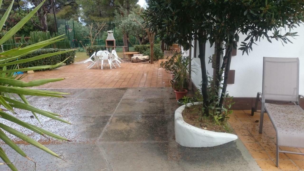 Villa Chabola دينايا المظهر الخارجي الصورة